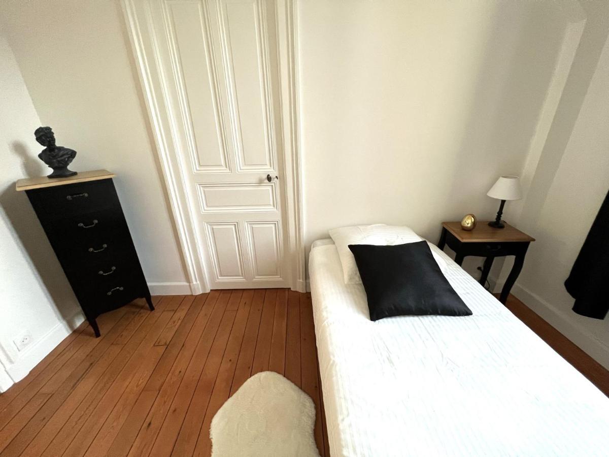L'Hotel Des Ventes Reims Chativesle מראה חיצוני תמונה