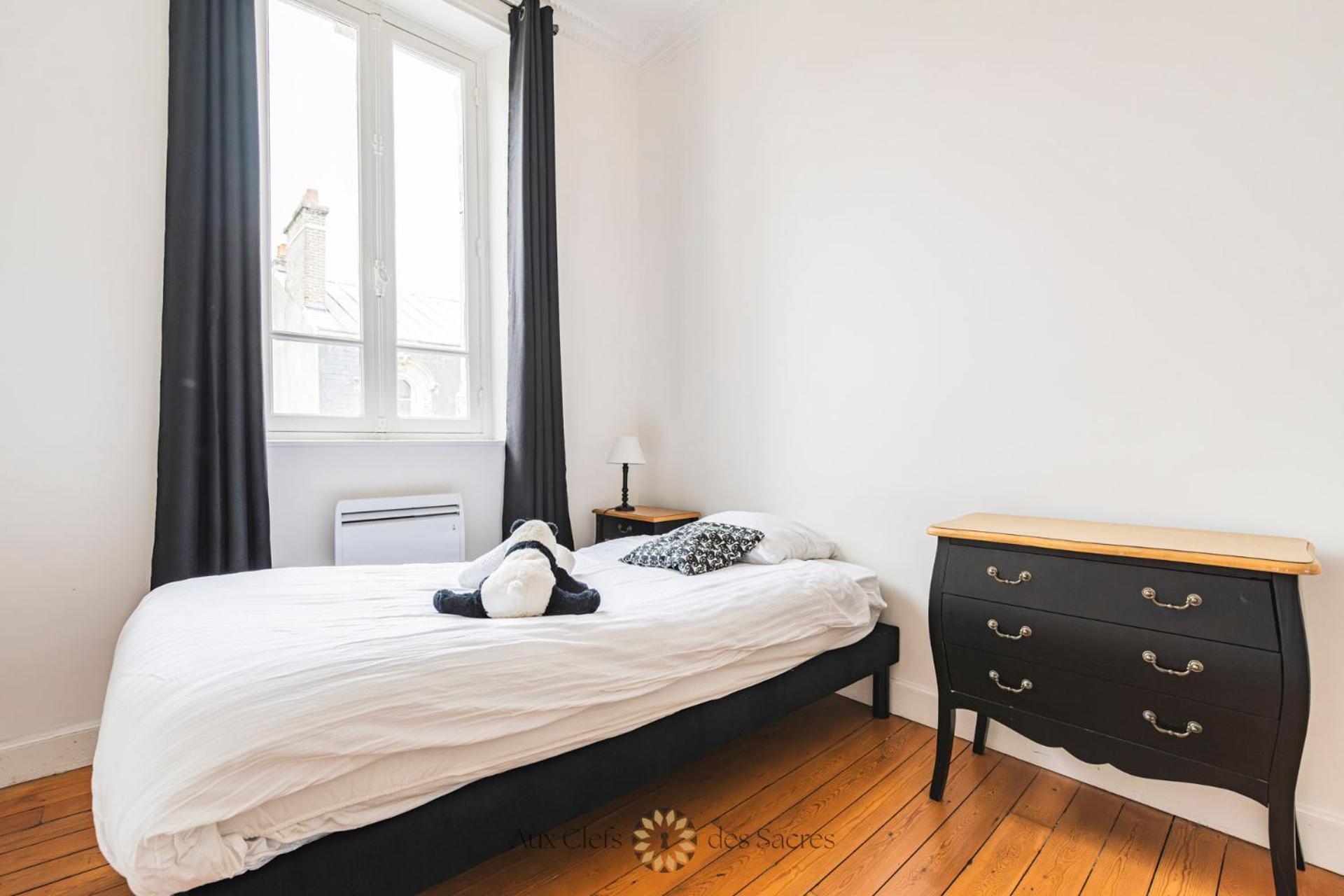 L'Hotel Des Ventes Reims Chativesle מראה חיצוני תמונה