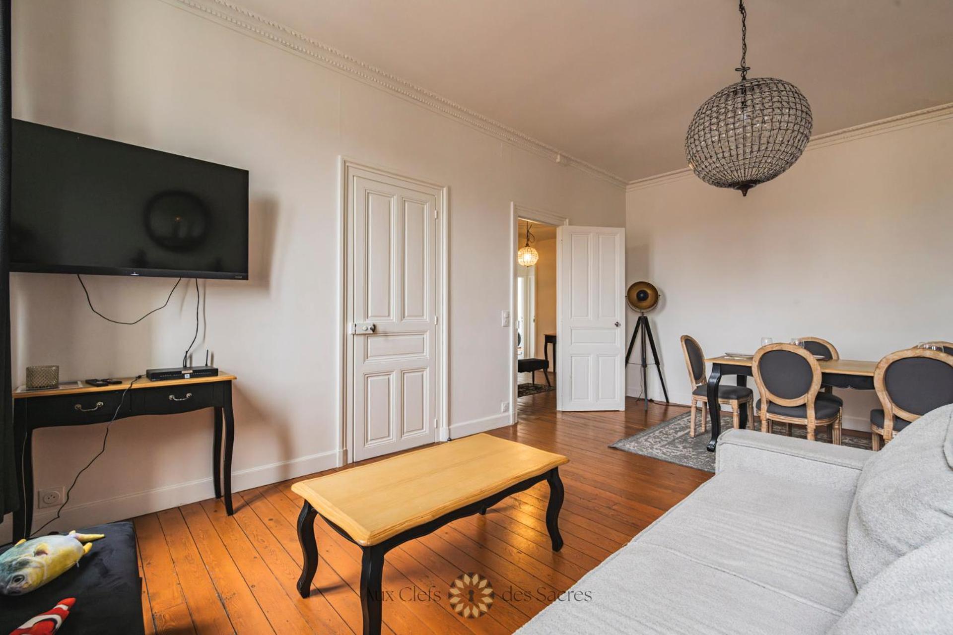 L'Hotel Des Ventes Reims Chativesle מראה חיצוני תמונה