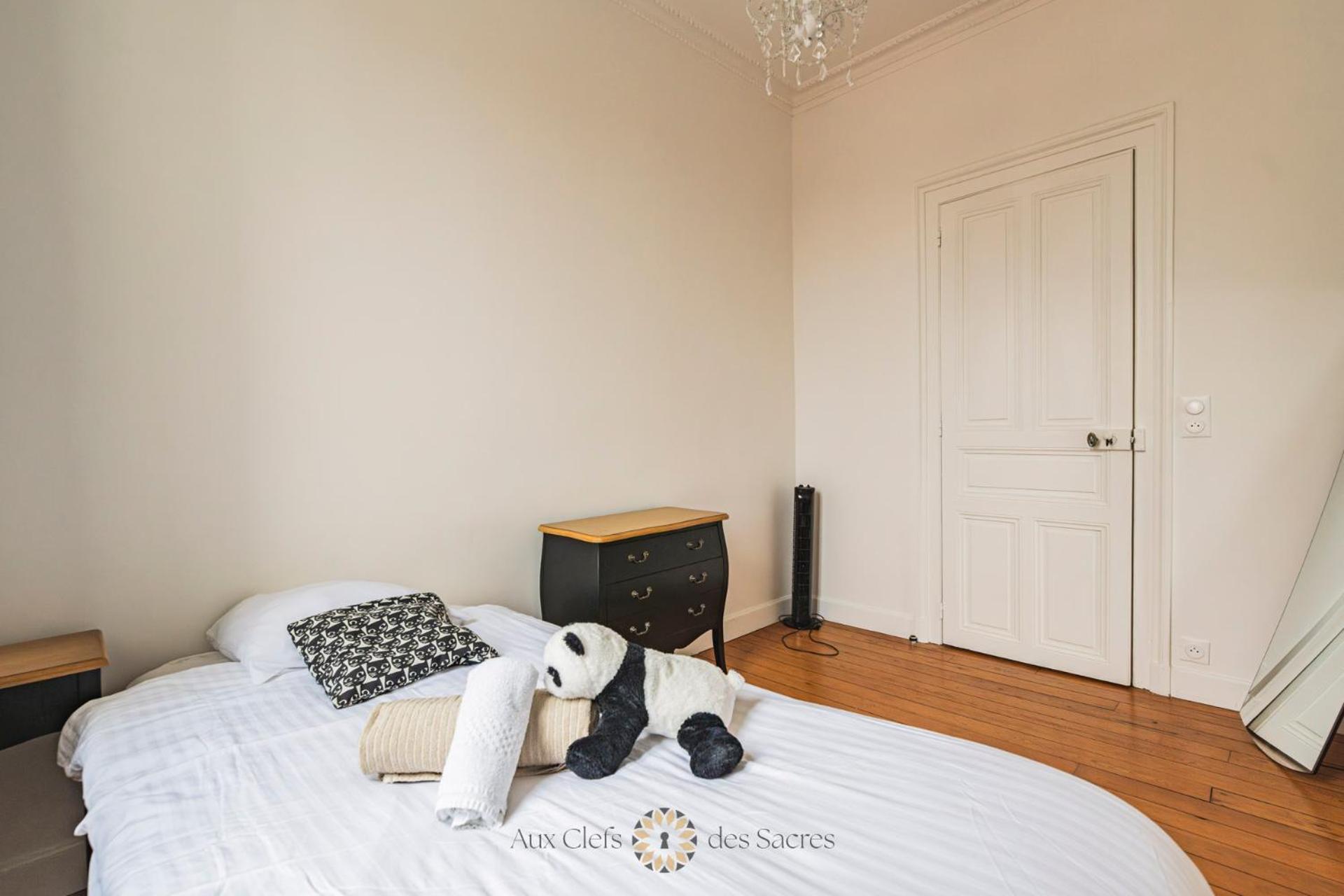 L'Hotel Des Ventes Reims Chativesle מראה חיצוני תמונה